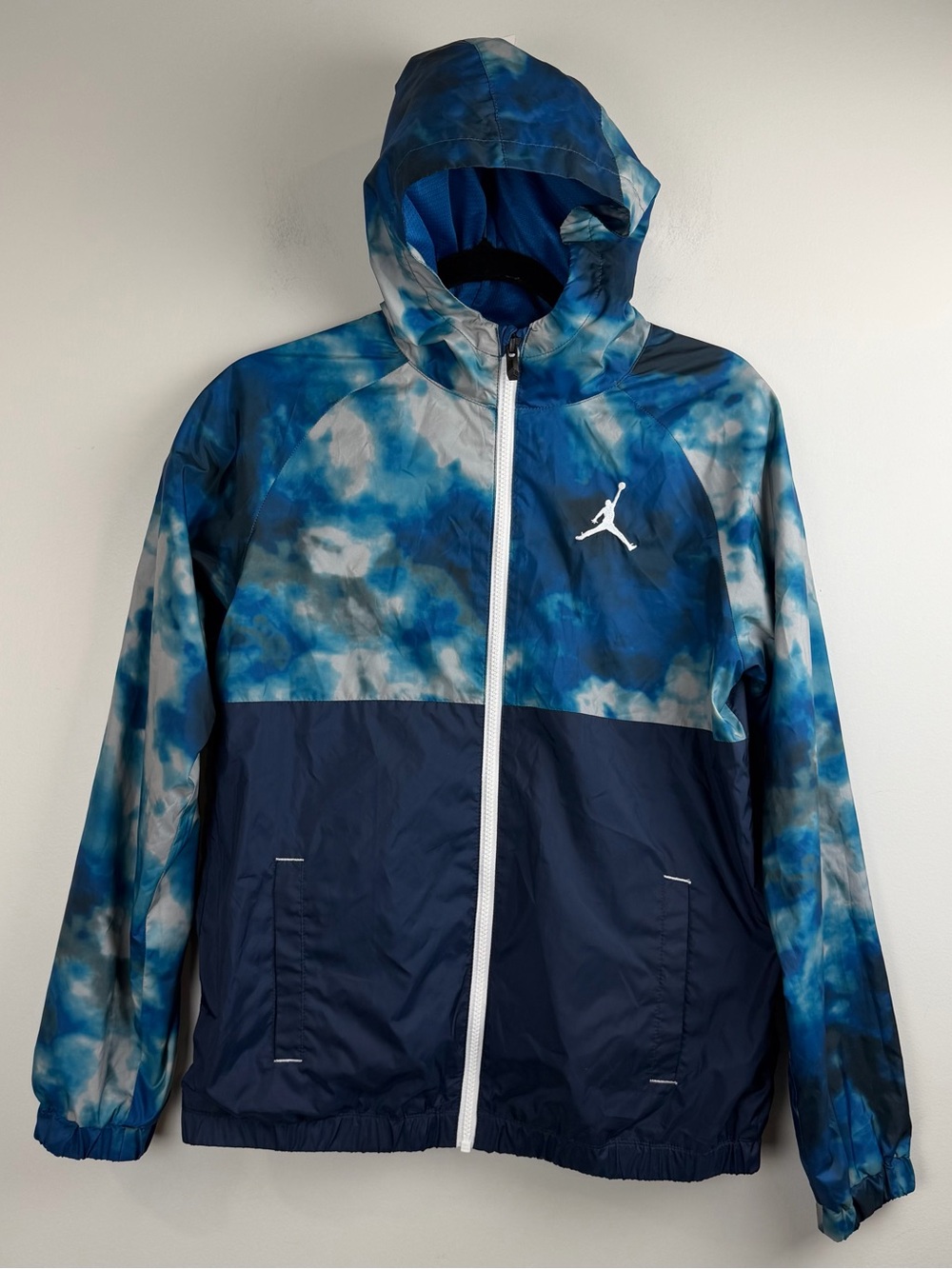 AIR JORDAN Jacket Boys XL (13-15) Blue Hooded Windbreaker Mesh Lined Tie Dye